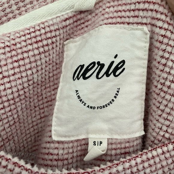 Aerie Women’s Cozy Red Oversized Sweater Size Small - Picture 3 of 5